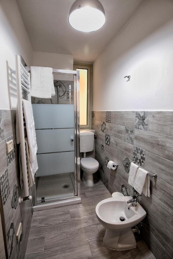 Garden House: Apartments And Rooms For Holidays 팔레르모 외부 사진