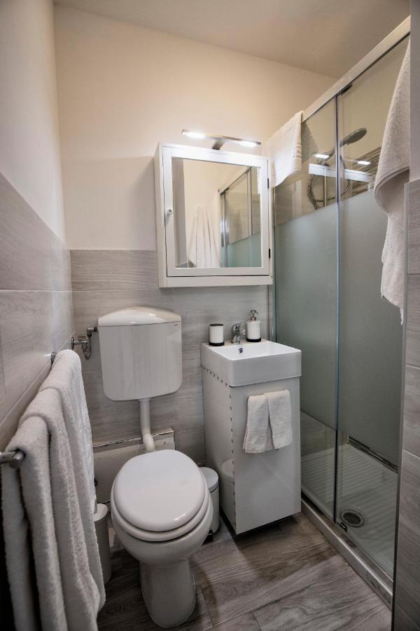 Garden House: Apartments And Rooms For Holidays 팔레르모 외부 사진