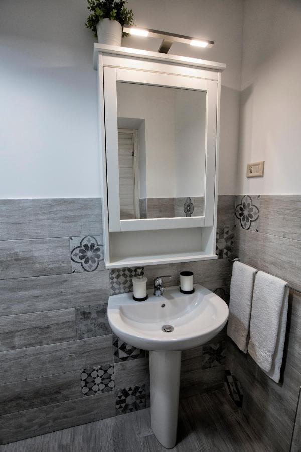 Garden House: Apartments And Rooms For Holidays 팔레르모 외부 사진