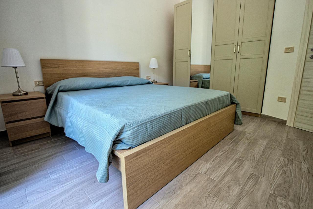Garden House: Apartments And Rooms For Holidays 팔레르모 외부 사진