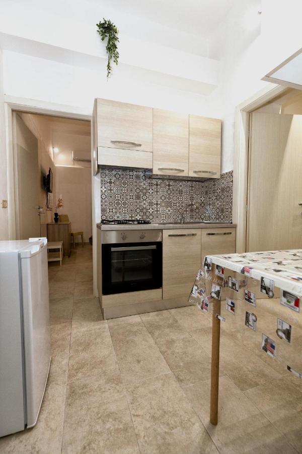 Garden House: Apartments And Rooms For Holidays 팔레르모 외부 사진