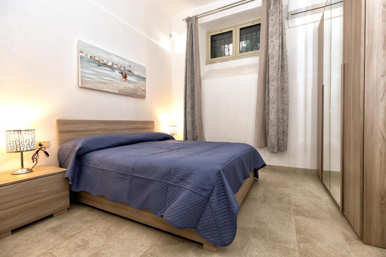 Garden House: Apartments And Rooms For Holidays 팔레르모 외부 사진